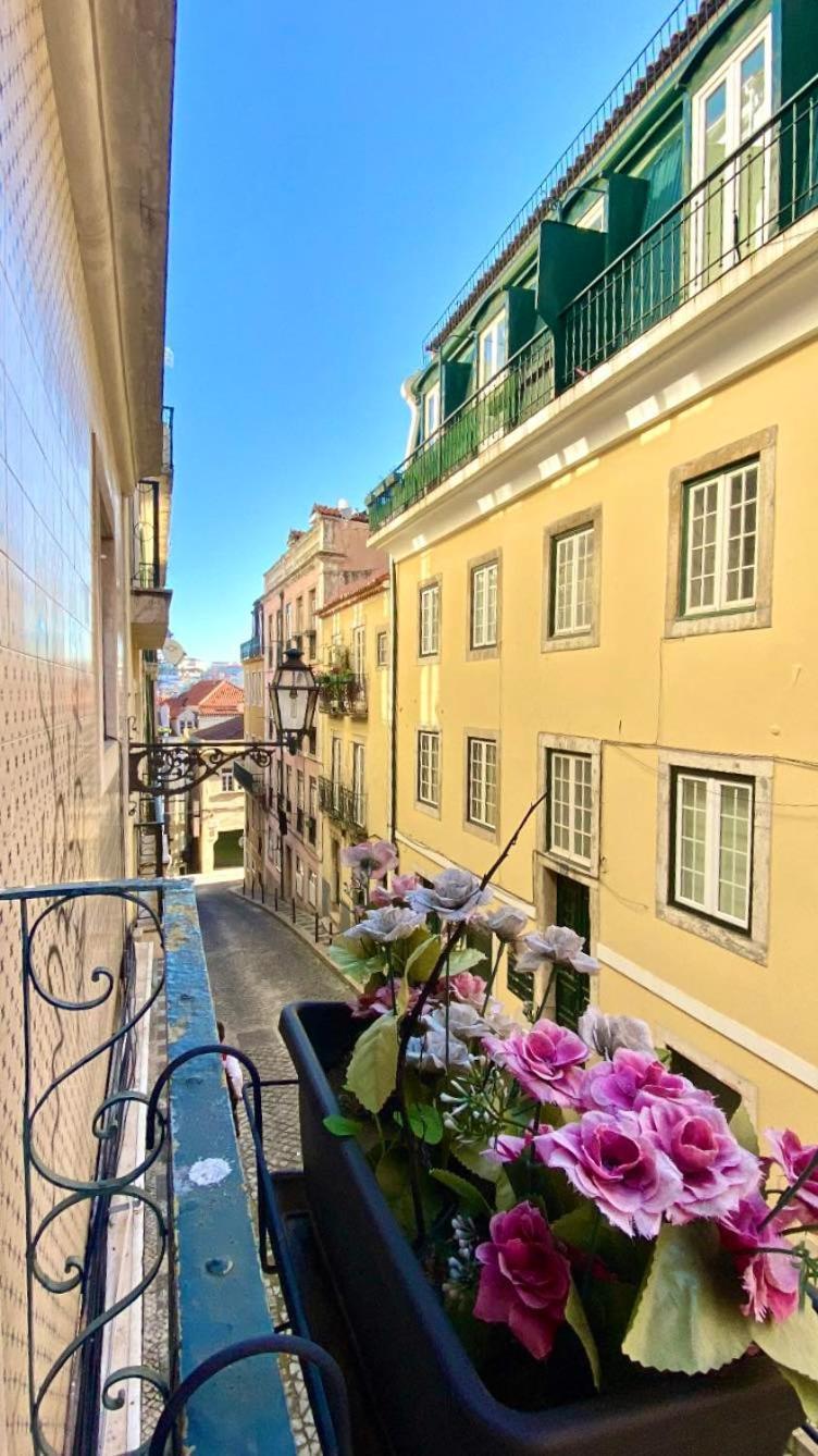 Chiado With Terrace 1 Appartamento *